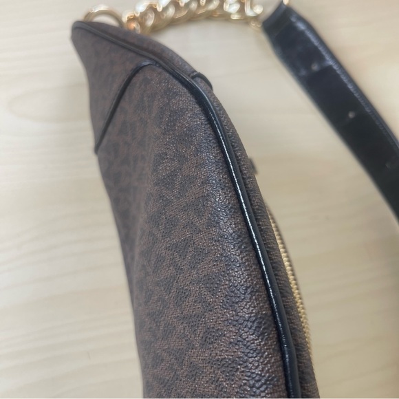 Michael Kors Belt Bag - Picture 6 of 9